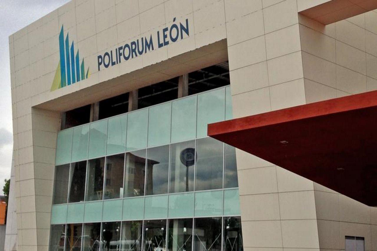 Real De Minas Poliforum ليون المظهر الخارجي الصورة